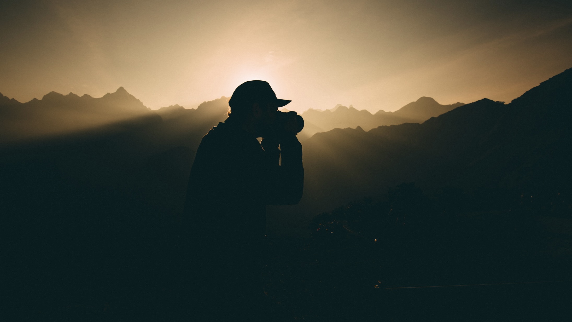 The Self-Sacrifice Over Self-Preservation of the Cause-Oriented Endurance Runner